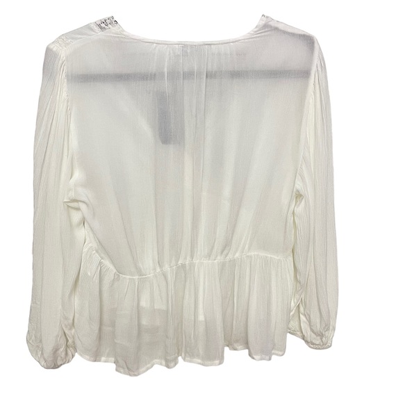 NWT! Hollister White V-neck Long Sleeve Peasant Top Size S - Picture 2 of 10
